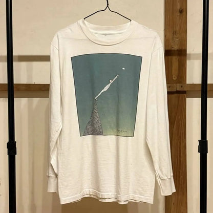 Vintage Reaching St@r Long Sleeve T-Shirt