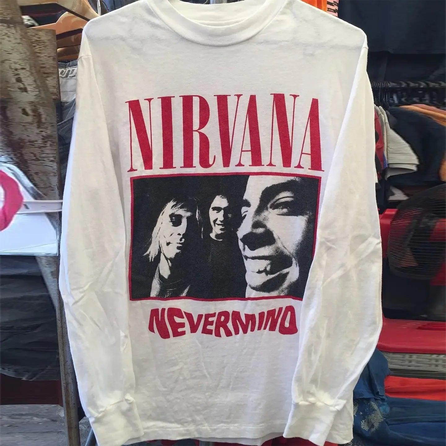 Vintage N!rvana Neverm!nd Longsleeve T-Shirt